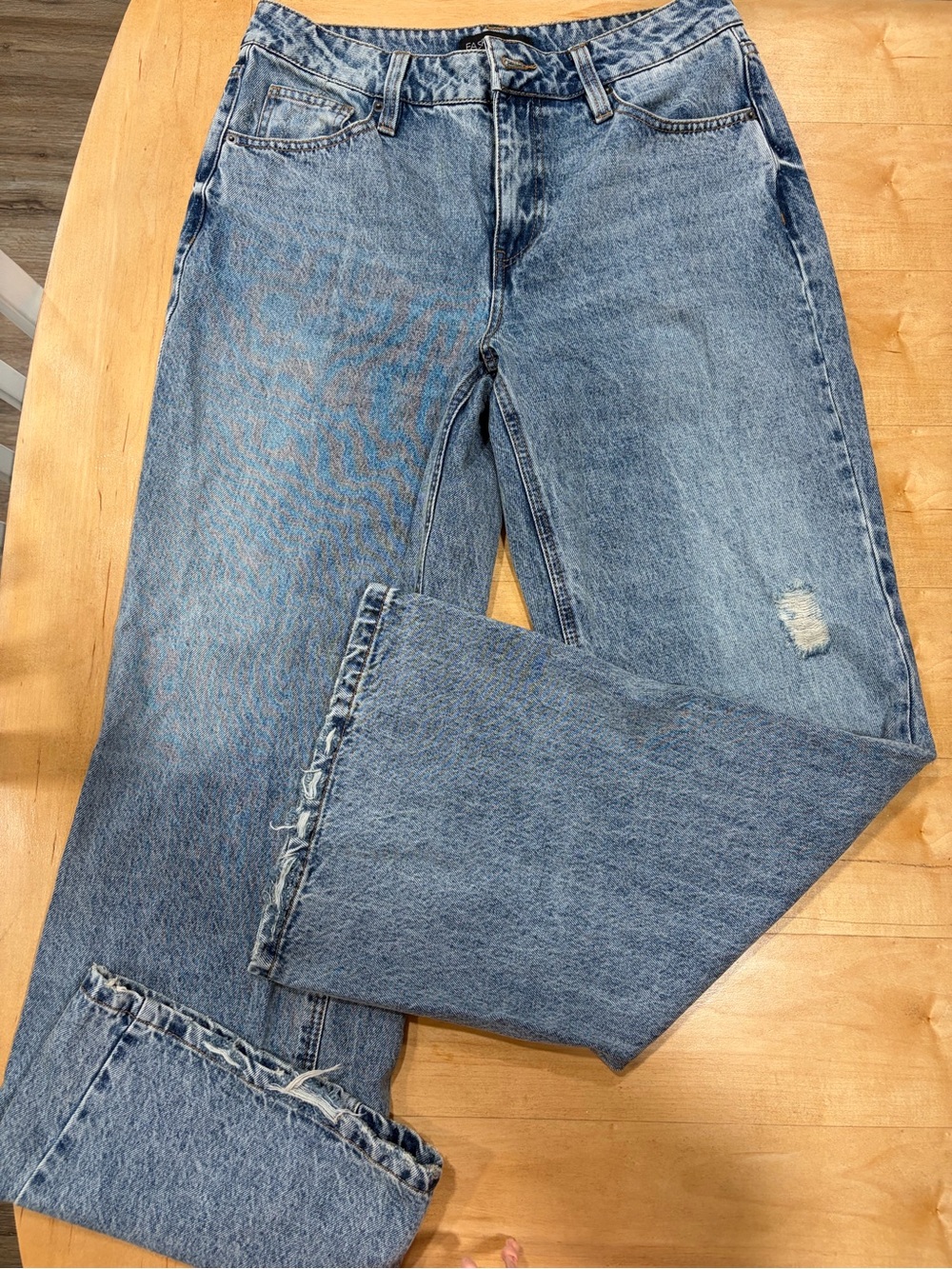 Fashion Nova Women Light Wash Straight Jeans